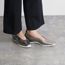 画像をギャラリービューアに読み込む, igreche NB2-20W12 (123) 23 cm