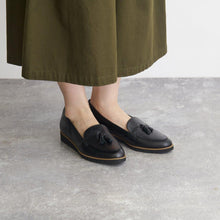 画像をギャラリービューアに読み込む, MILANO FIORI 1002 (118) 21.5 cm