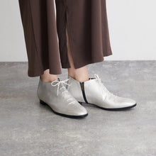 画像をギャラリービューアに読み込む, Miki.O 1101 (109) 21.5 cm