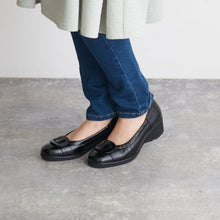 画像をギャラリービューアに読み込む, SALON DE GRES SL18050 (138) 23 cm