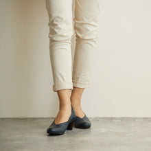 將圖片載入圖庫檢視器 Miki.O 1224 (009) 24.5 cm
