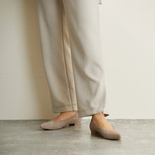 將圖片載入圖庫檢視器 Beau B4402 (039) 23.5 cm
