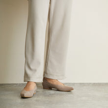 將圖片載入圖庫檢視器 Beau B4402 (039) 23.5 cm
